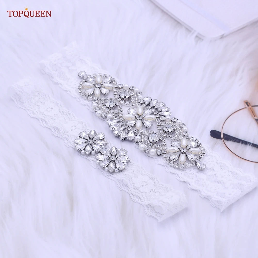 TOPQUEEN Sexy Girls Garter Set White Lace Bridal for Women Silver Rhinestone Belt Black Wedding Garters for Bride Dress S76