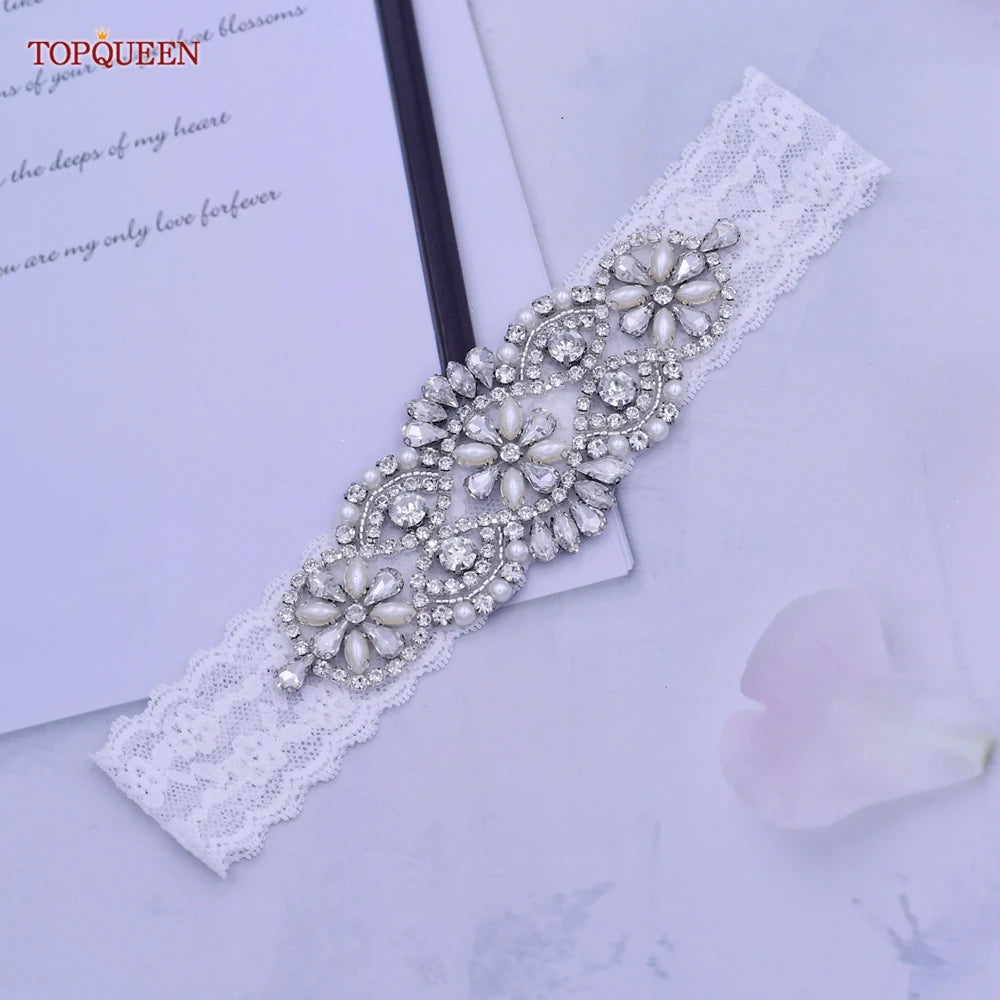 TOPQUEEN Sexy Girls Garter Set White Lace Bridal for Women Silver Rhinestone Belt Black Wedding Garters for Bride Dress S76