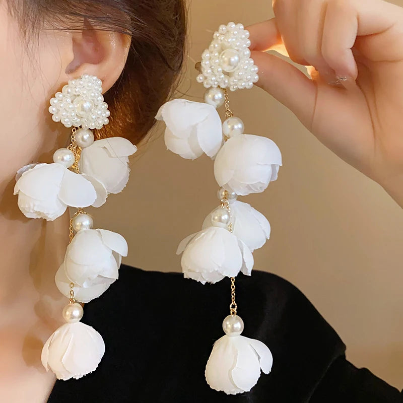 White Flower Long Fringe Earrings Imitation Pearl Crystal Dangle Earrings For Women Girls Fashion Delicate Party Wedding Jewelry