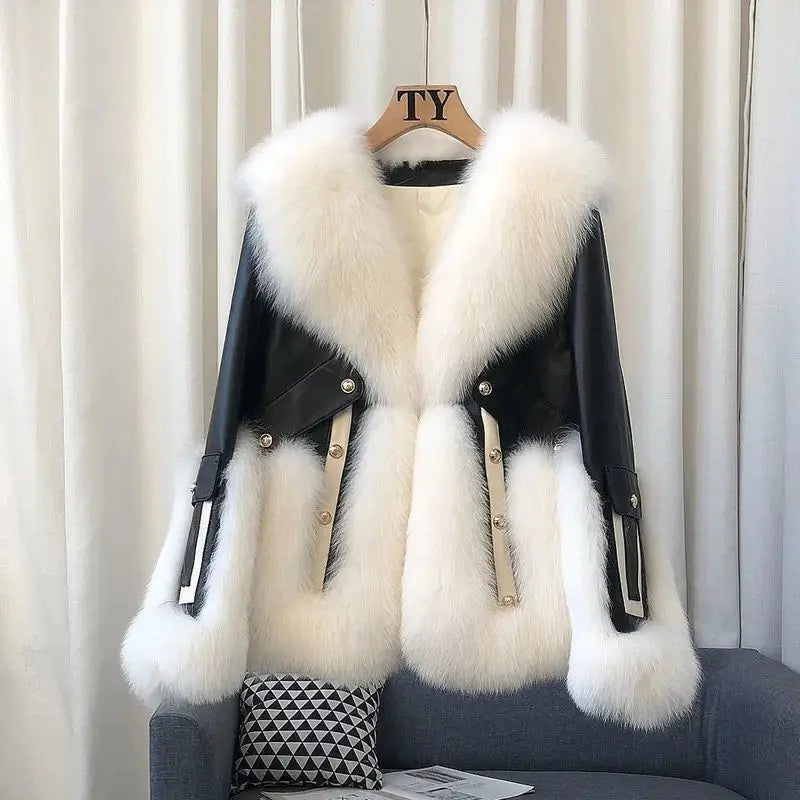 2024 High-End Womens Whole Hide Imitation Fox Fur Fur Coat Winter Short Fur One Warm Jacket Fashion Female Cold Parka Fur Coats