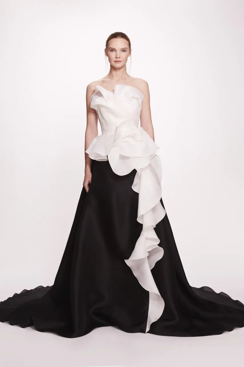 Elegant White&Black Mix Color A-line Formal Event Party Dresses Ruched 3 Flower Strapless Long Prom Gowns - KIMLUD