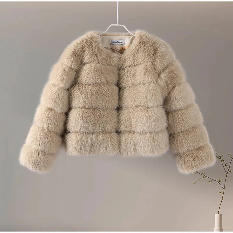 Faux Fur Short Coat Women Cropped Long Sleeve Artificial Fox Fur Jacket Women Winter Fluffy Top Thick Warm Furry Fur Outwears