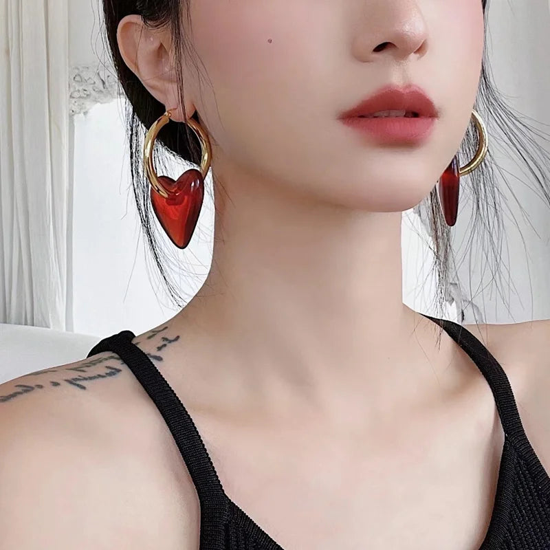 FFLACELL 2022 New Punk Vintage Metal Hoop Red Heart Drop Earrings for Women Girls Party Fashion Hip hop Jewelry Gifts