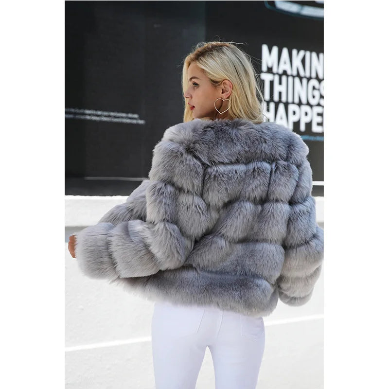 2024 winter Fashion thickened short faux fur women Trend Artificial Fur Solid Loose Short Coat Female Vintage Chic Elegant