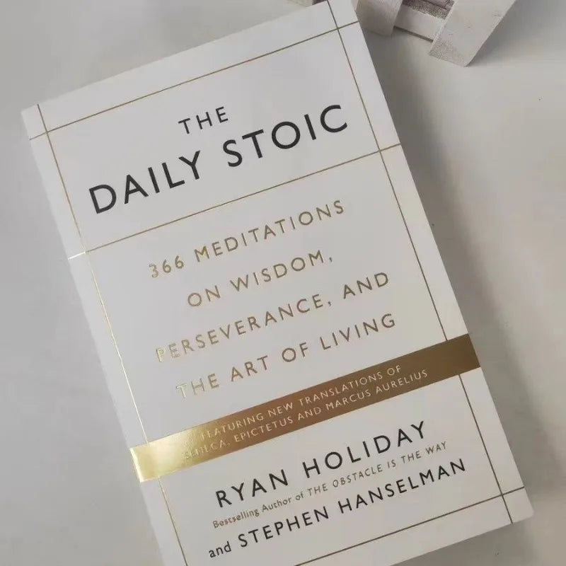 The Daily Stoic by Ryan Holiday 366 Meditations on Wisdom Perseverance and the Art of Living Book Libros