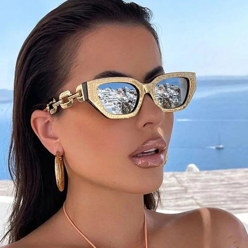 2022 New Fashion Cat Eye Sunglasses Women Vintage Brand Designer Glasses Black Sun Glasses Female UV400 Golden Eyewear