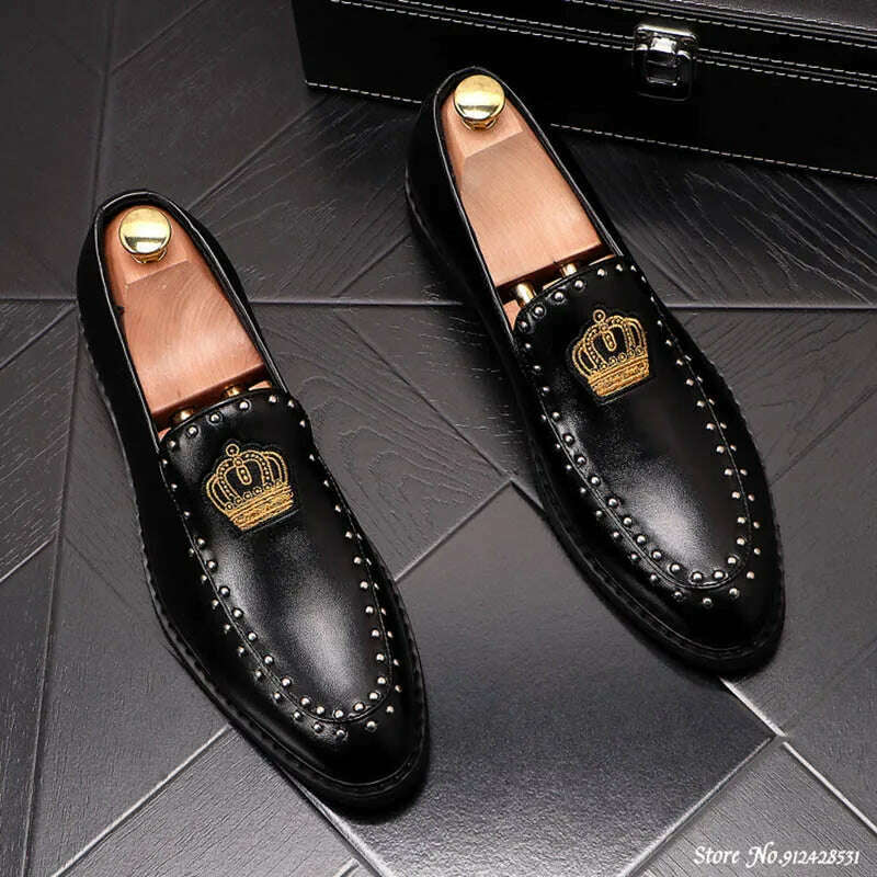 Designer Brand Casual Shoes Men Britain Crown Embroidery Rivet Oxford Homecoming Dress Wedding Prom Loafer Sapato Social Zapatos - KIMLUD