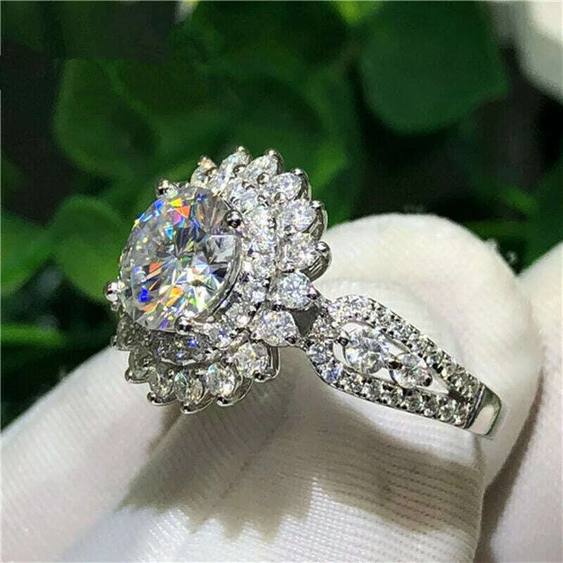 Exquisite Silver Color Wedding Rings for Women Luxury Fashion Inlaid with White Zircon Stones Party Engagement Ring Jewelry - KIMLUD