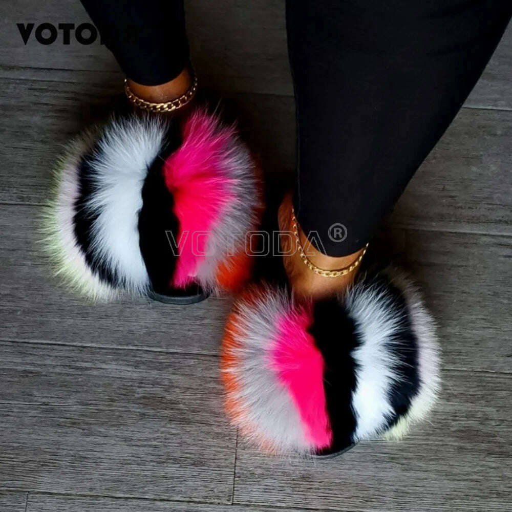 KIMLUD, Fluffy Raccoon Fur Slippers Shoes Women Fur Flip Flop Flat Furry Fur Slides Outdoor Sandals  Fuzzy Slippers Woman Amazing Shoes, KIMLUD Womens Clothes