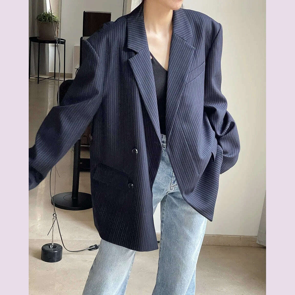 [LANMREM] Fashion Striped Loose Blazers For Women Asymmetric Single Breasted Design Fashion Jackets 2024 Spring New 26D2884 - KIMLUD